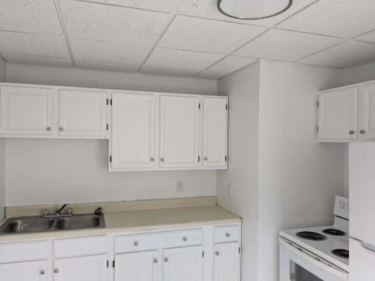 Kitchen, 225 Baltimore St Apt 2, Cumberland MD